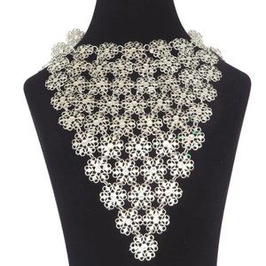 Vendome Silver Flowers Bib Choker Necklace - Vintage 60's